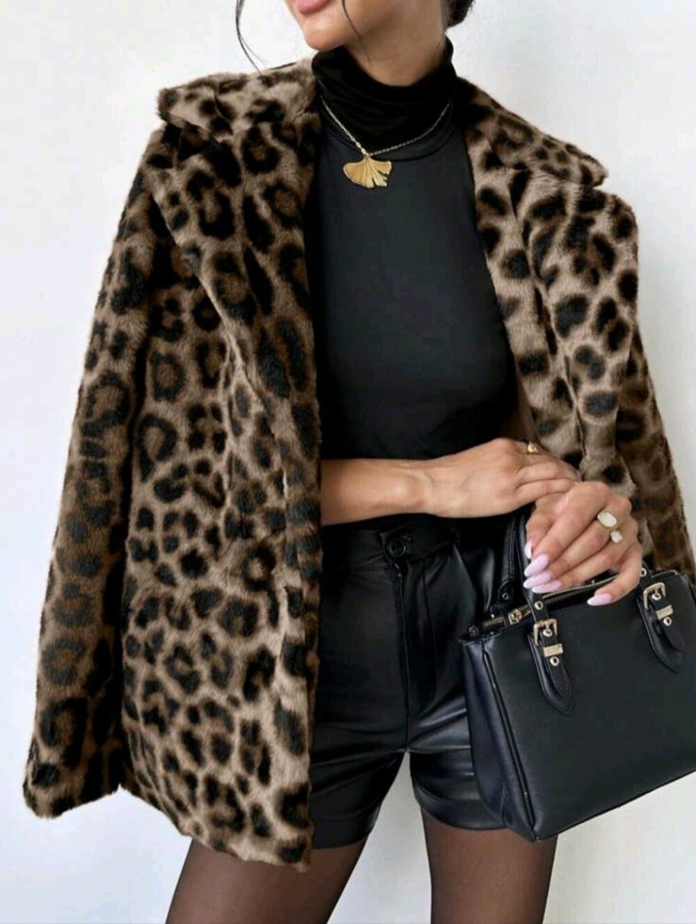 Women's Vintage "Mob Wife" Style Leopard Print Faux Fur Coat